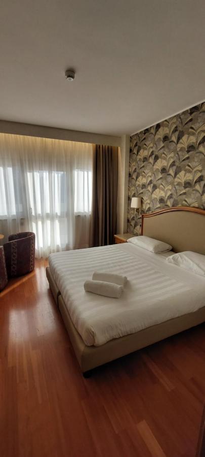 Perugia Plaza Hotel Extérieur photo