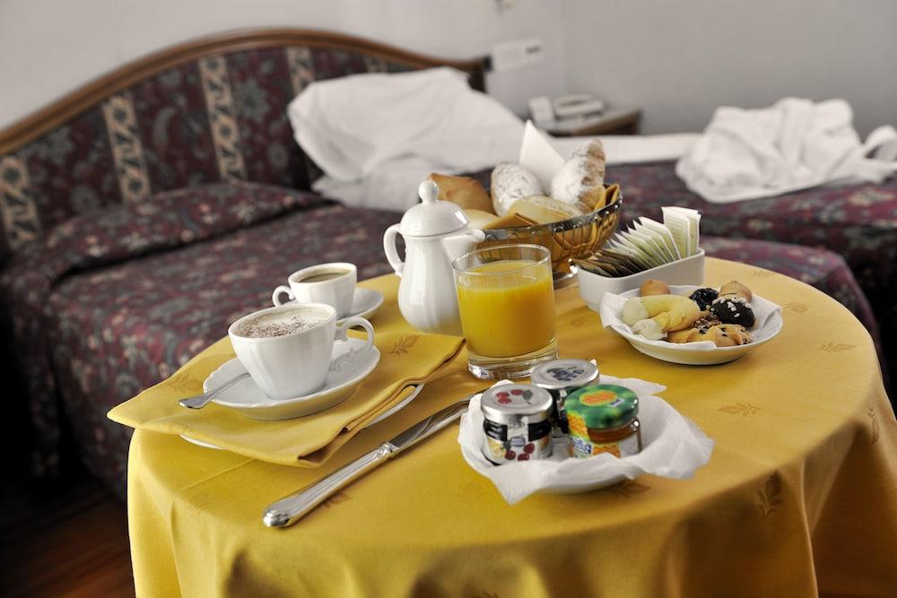 Perugia Plaza Hotel Extérieur photo
