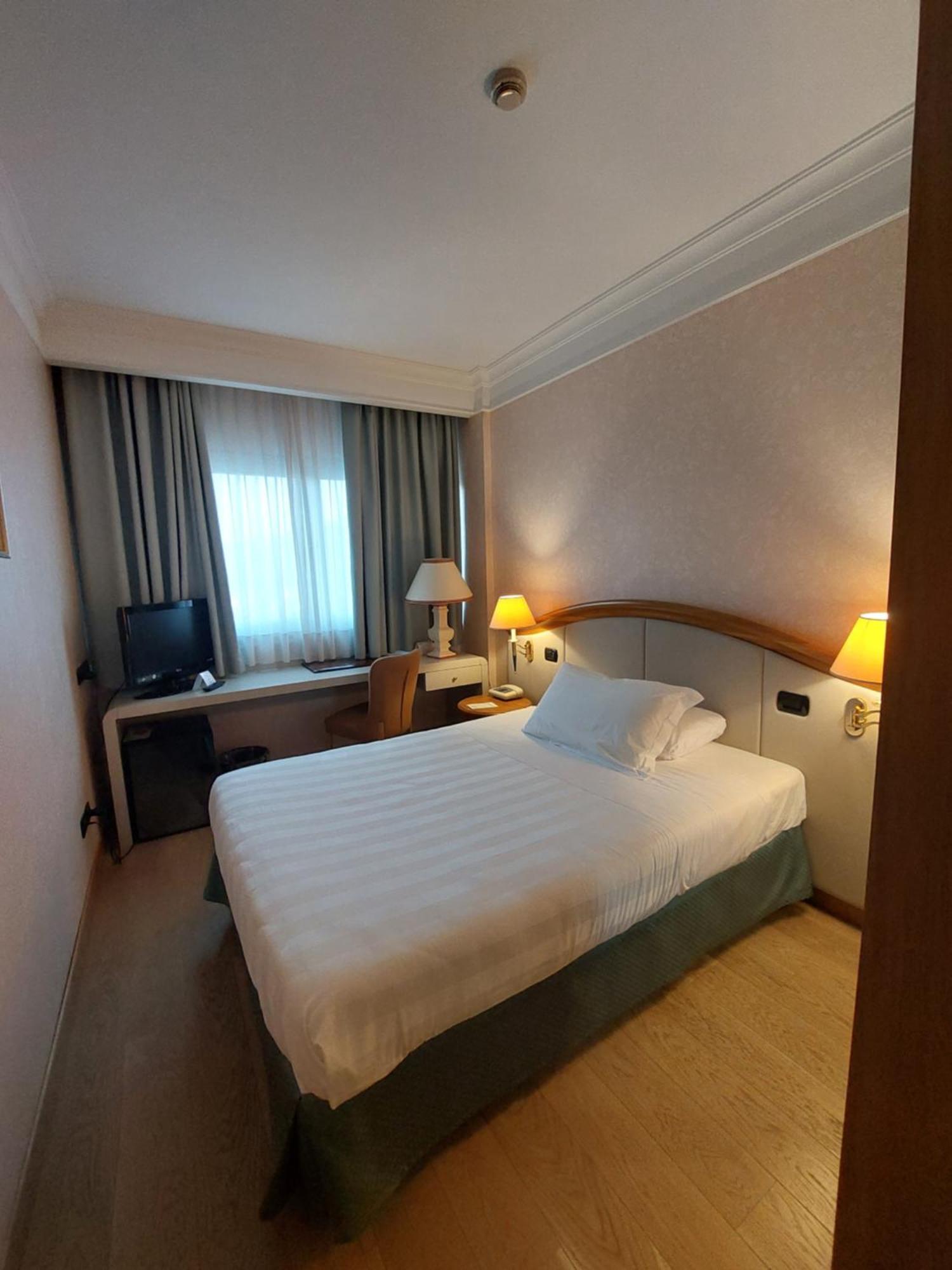 Perugia Plaza Hotel Extérieur photo