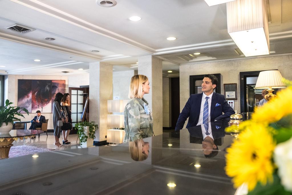 Perugia Plaza Hotel Extérieur photo